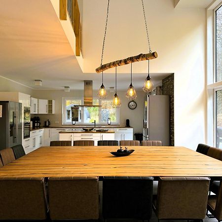 Villa Thormarcon Am Plauer See Fuer 18 Gaeste, Sauna, Pool Ленц Екстериор снимка